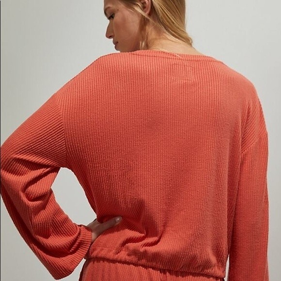ALL FENIX Leo Sweater Terra Cotta Medium Pullover Ribbed Loungewear Drawstring - Picture 12 of 12